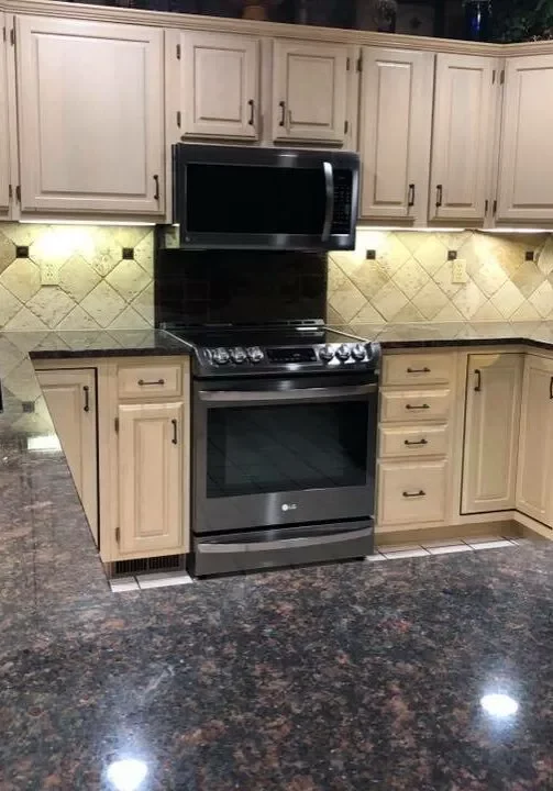 imgi_8_functional-countertop